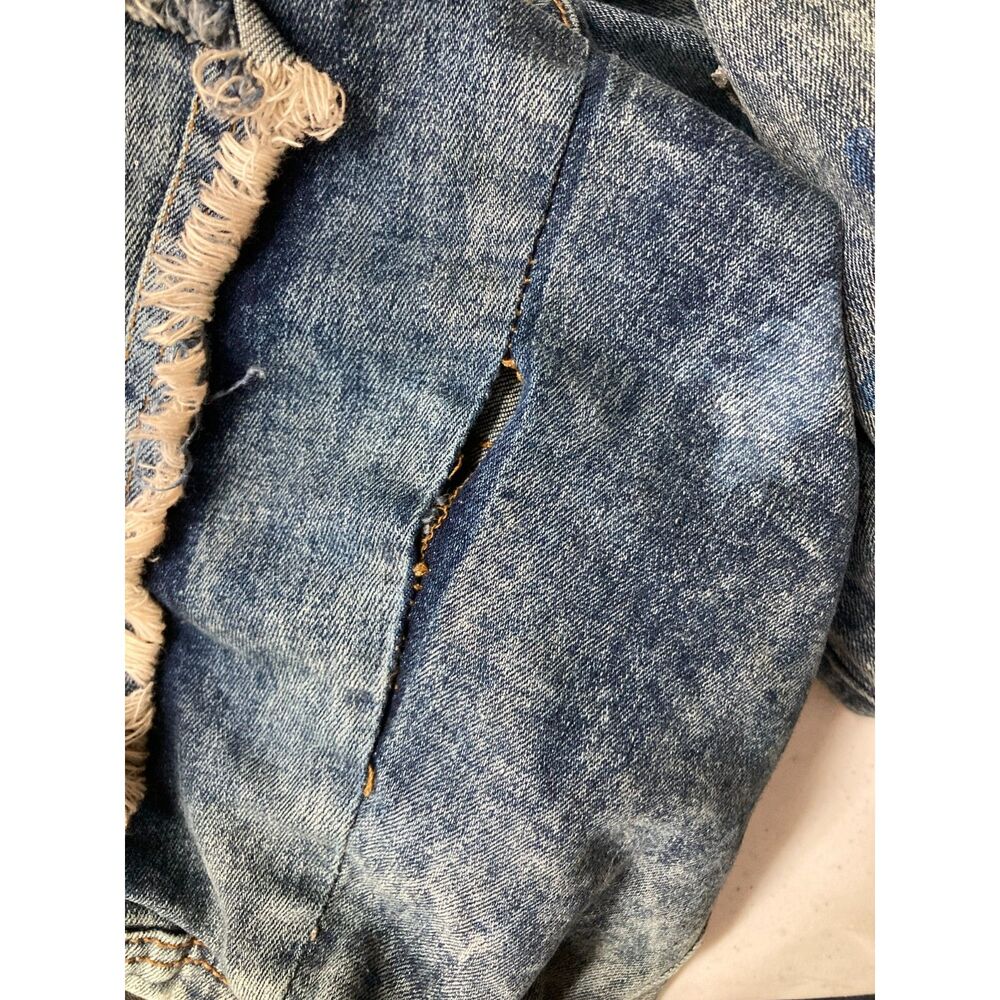 Jordan Craig Legacy Edition Men's X-Large Distressed Denim Jacket Blue Ripped - Picture 11 of 11